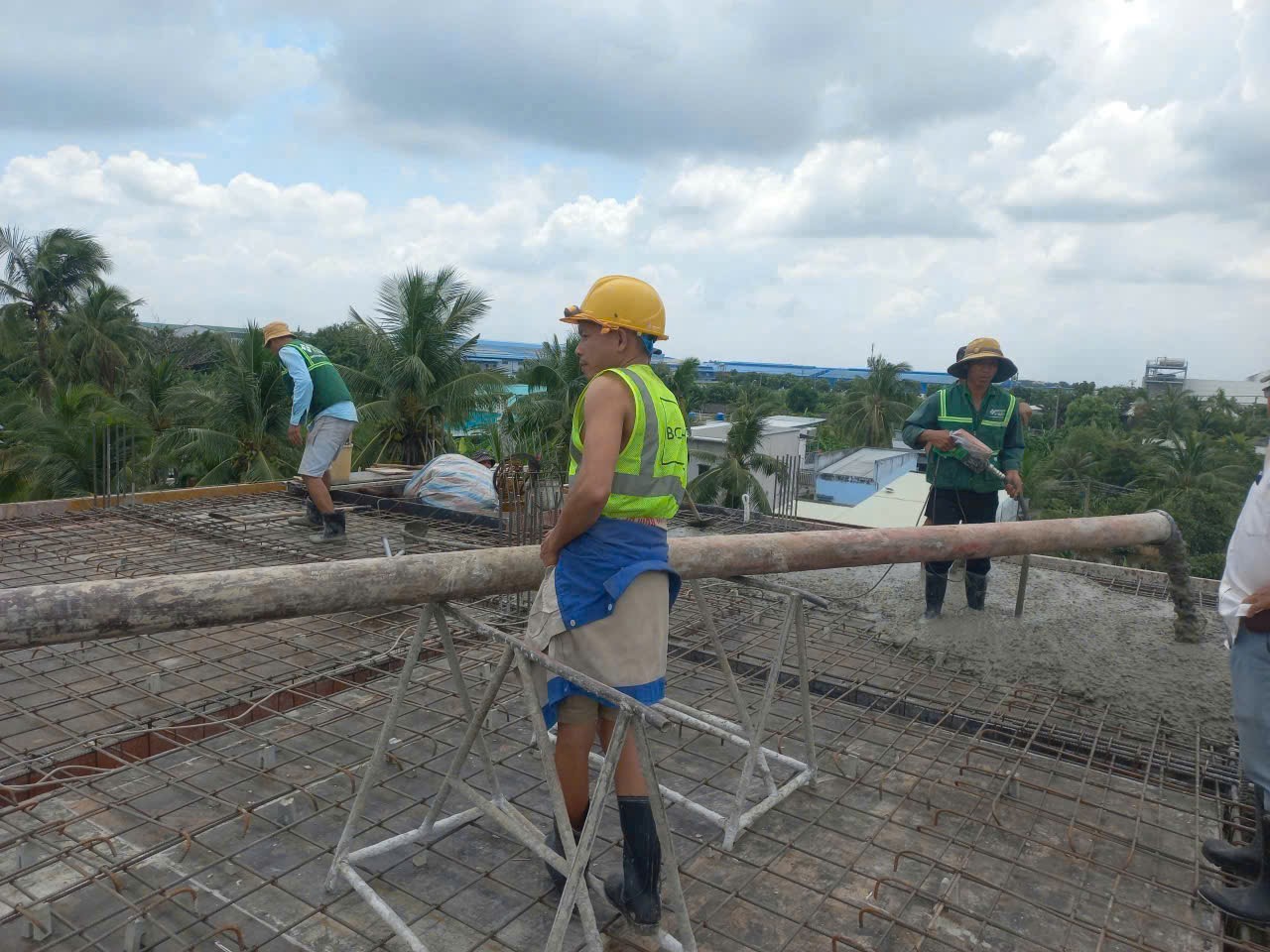 Dịch Vụ Đổ Bê Tông Chuyên Nghiệp – Uy Tín & Chất Lượng 2025
